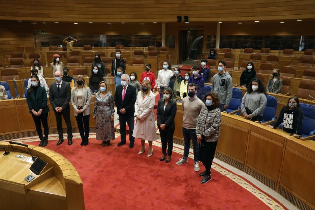 Santalices agradece o “compromiso ambiental” da mocidade e insiste na necesidade de frear o cambio climático para preservar os tesouros naturais de Galicia